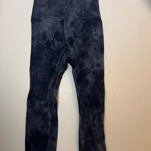 lululemon athletica Black Tie-Dye Leggings small pin hole size 6 Preloved